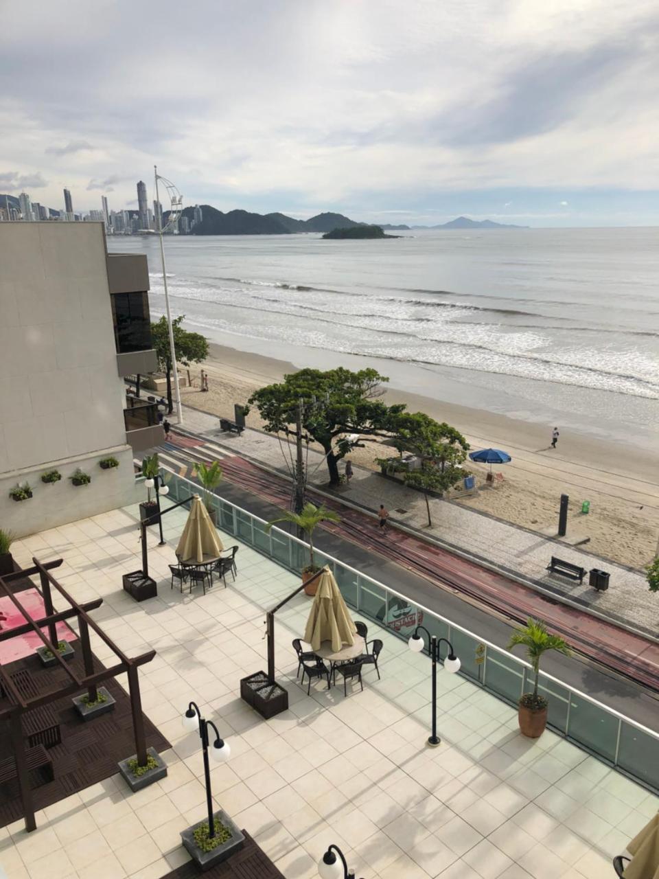 Baln Camboriu - Beira Mar Apartment Balneário Camboriú Екстериор снимка
