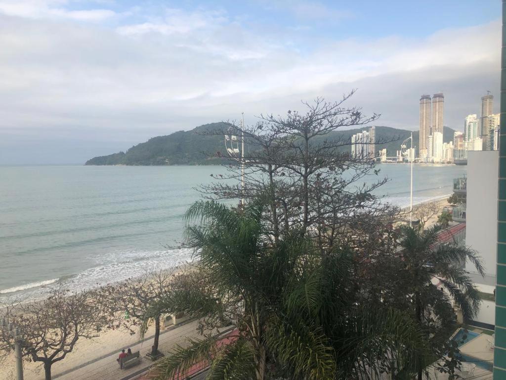 Baln Camboriu - Beira Mar Apartment Balneário Camboriú Екстериор снимка